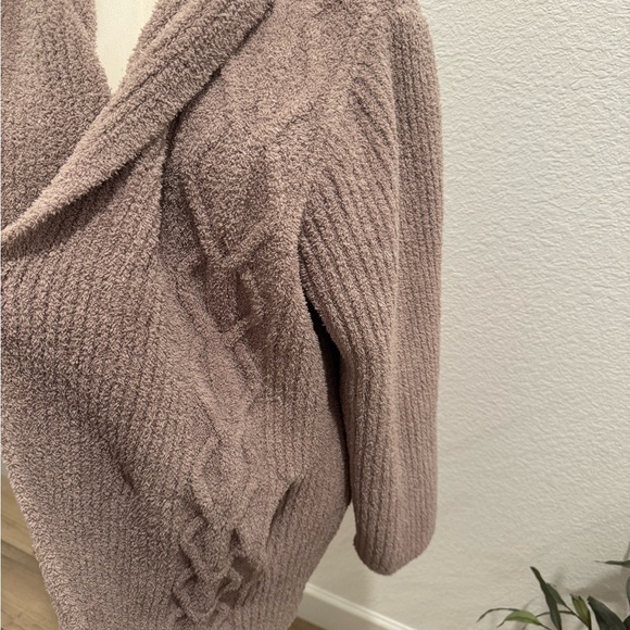 Barefoot dreams Cozy Women's Tan Sweater extra large - Picture 3 of 6